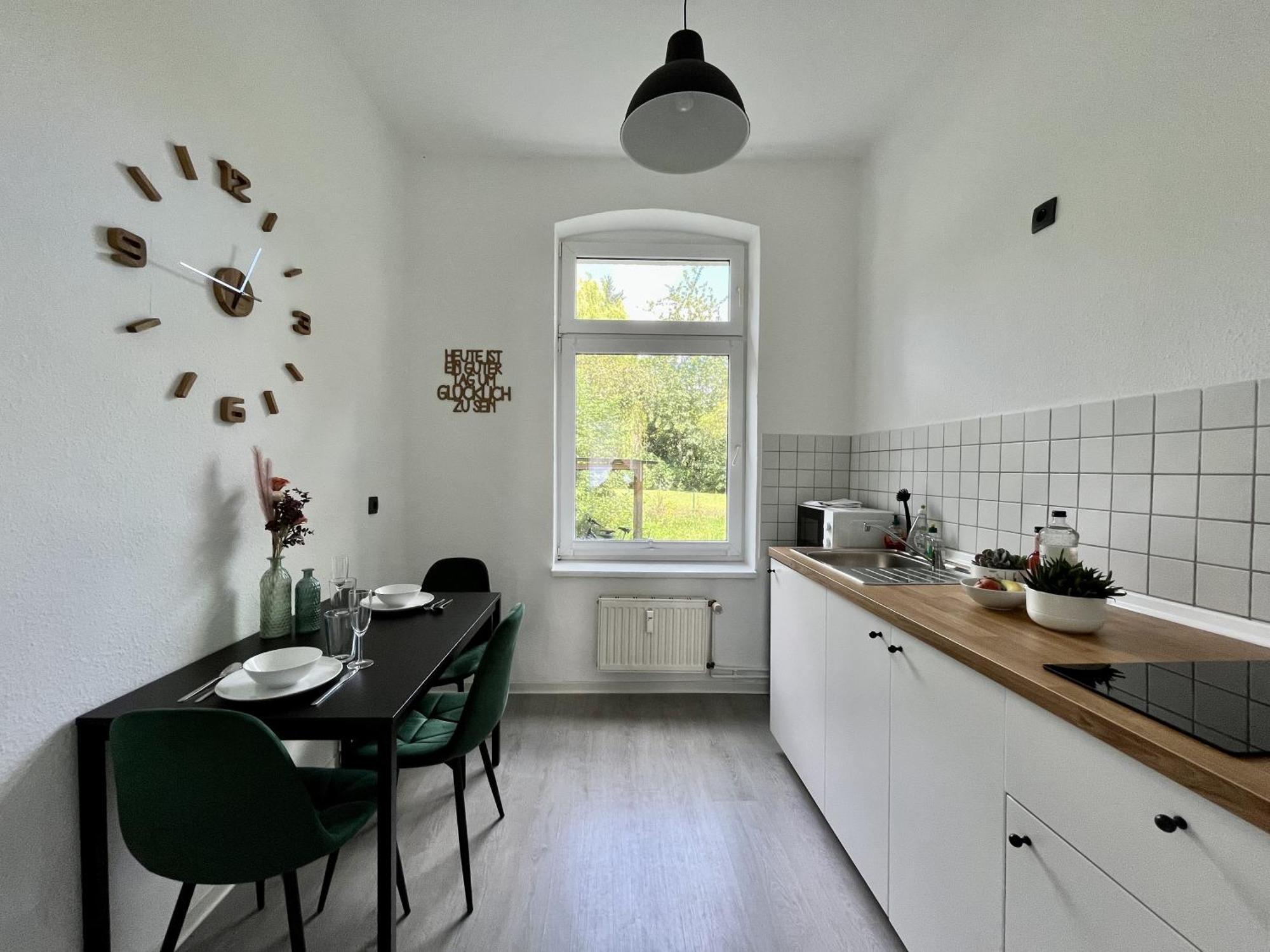 Endless: Studio Mit Netflix + Workstation Im Zentrum Schwerin  Exterior photo