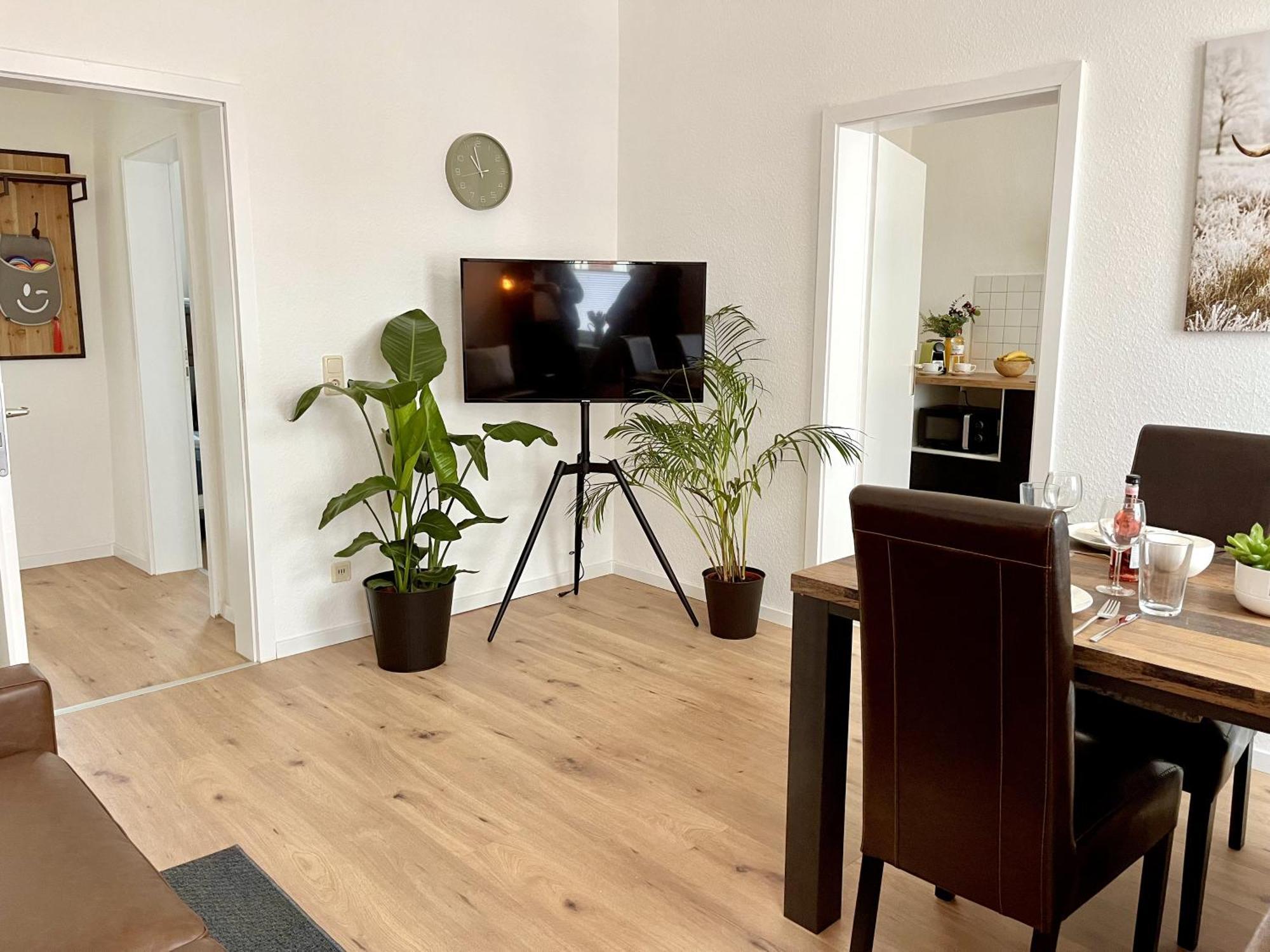 Endless: Studio Mit Netflix + Workstation Im Zentrum Schwerin  Exterior photo